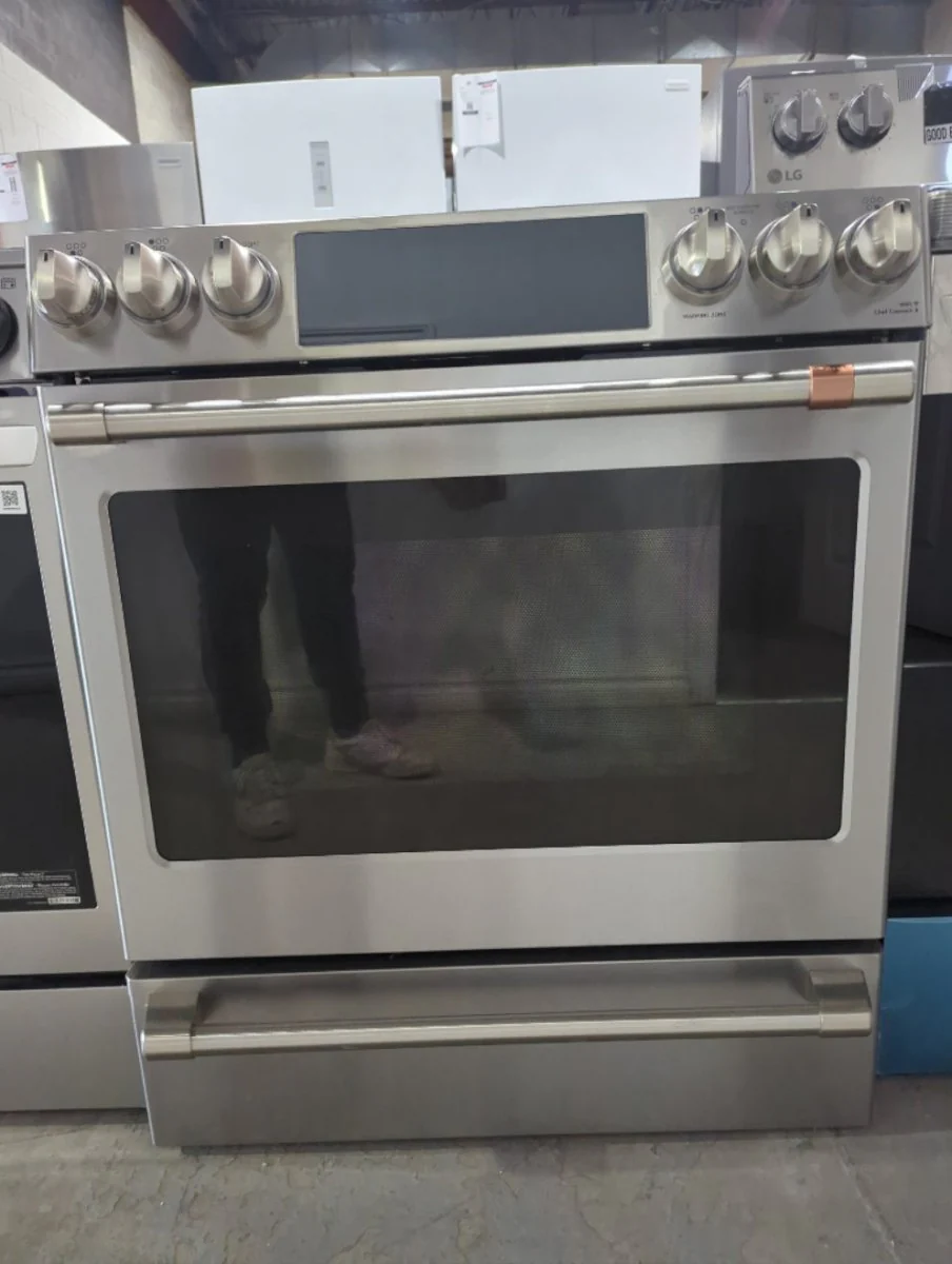 CCES700P2MS1 - RANGES - Café - Electric - Stainless Steel - Open Box - Image 2