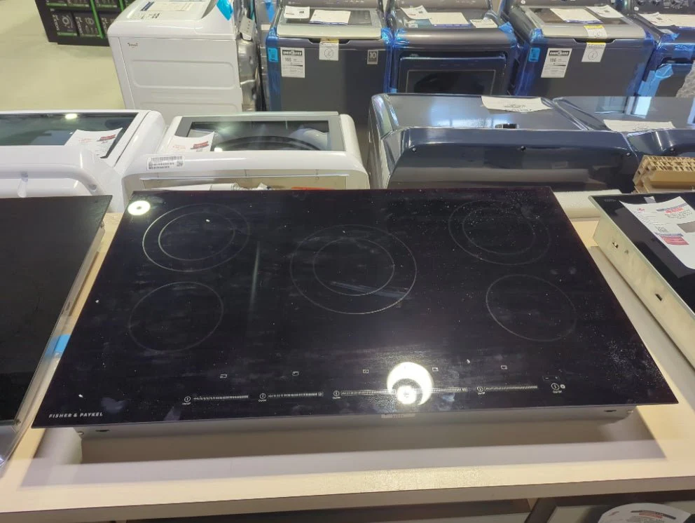 CE365DTB1 - COOKTOPS - Fisher & Paykel - Electric - Black - Open Box - Image 2