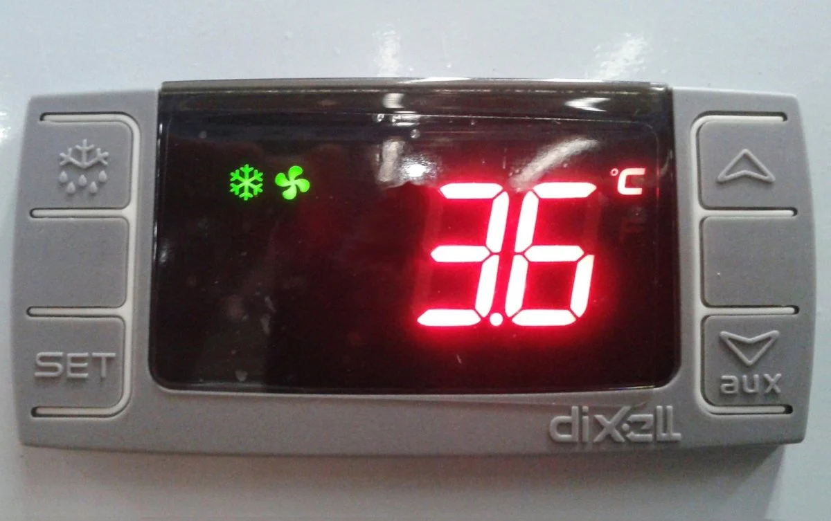 CFD-1RR - REFRIGERATORS - Eurodib - All Refrigerator - Stainless Steel - Open Box - Image 5