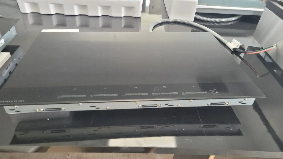 CI365DTB4 - COOKTOPS - Fisher & Paykel - Electric - Black - Open Box - Image 2