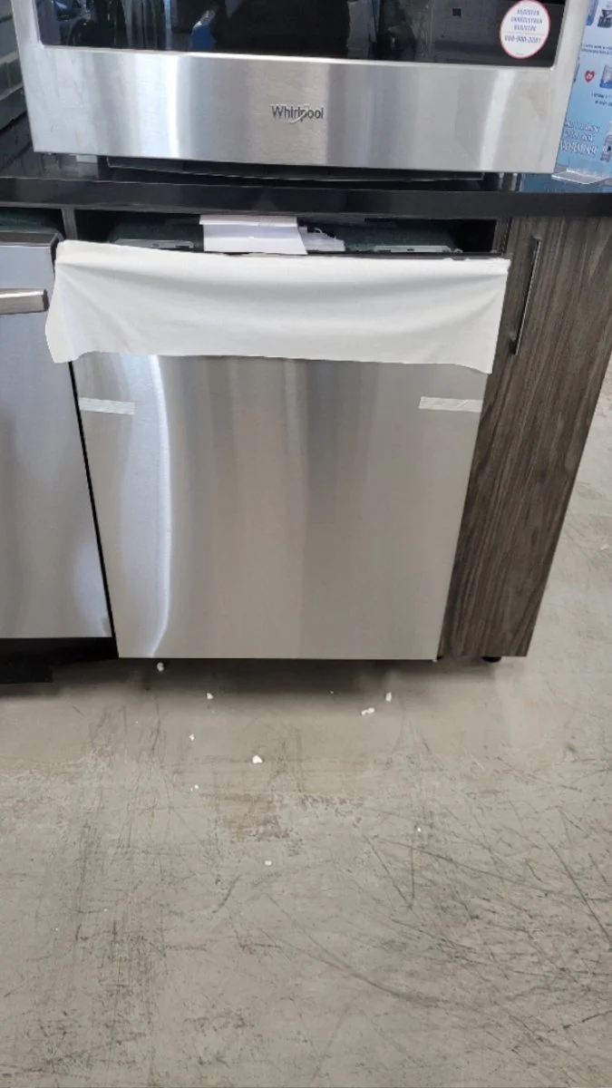 DW80DG5200SR - DISHWASHERS - Samsung - Top Controls - Stainless Steel - Open Box - Image 2
