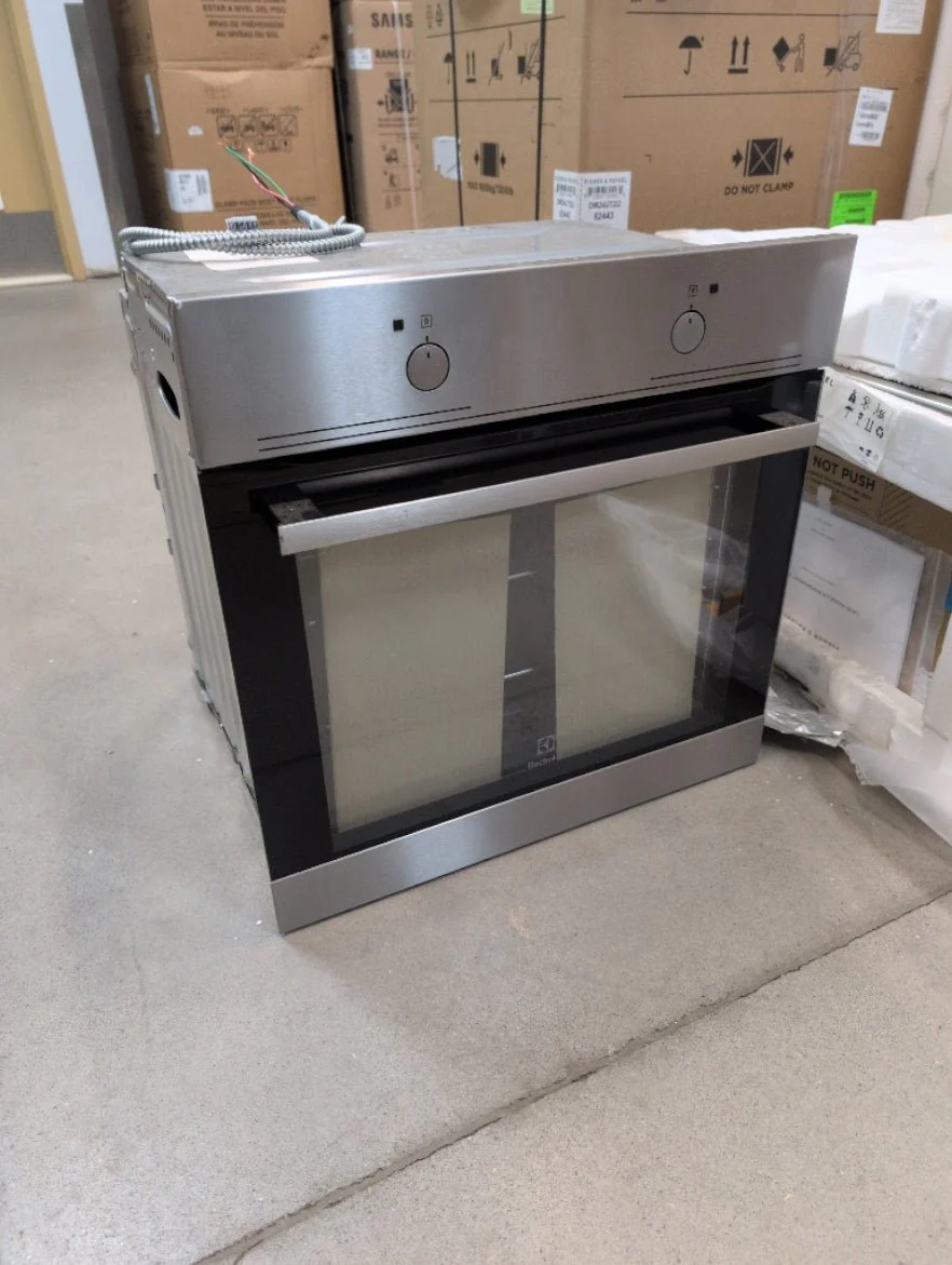 EI24EW35LS - WALL OVENS - Electrolux - Single Oven - Stainless Steel - Open Box - Image 3