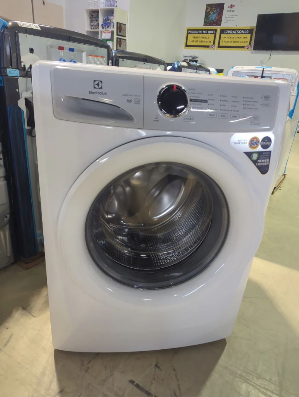 ELFW7337AW - WASHERS - Electrolux - Front Loading - White - Open Box - Image 2