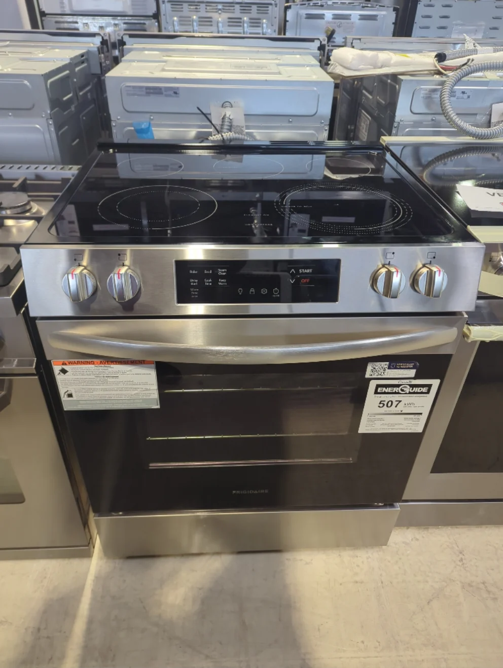 FCFE306CAS - RANGES - Frigidaire - Electric - Stainless Steel - Open Box - Image 2