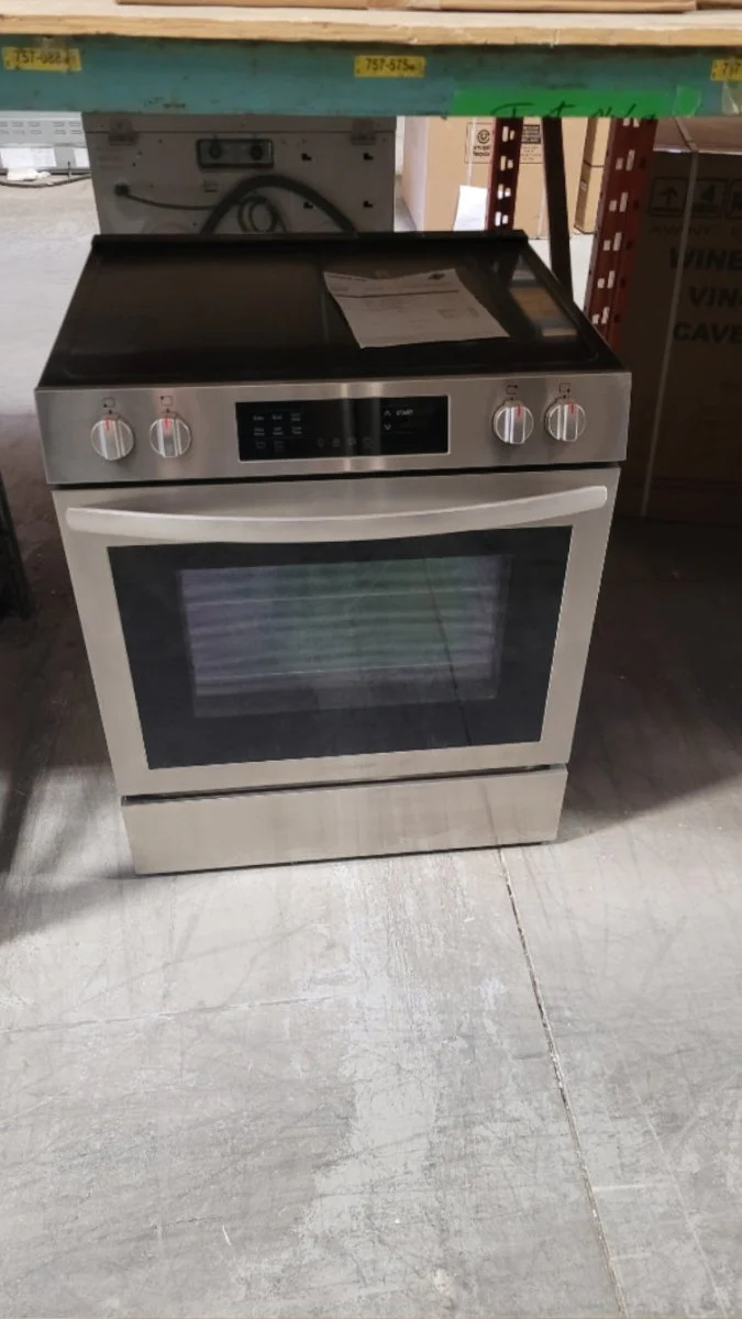 FCFE308CAS - RANGES - Frigidaire - Electric - Stainless Steel - Open Box - Image 2