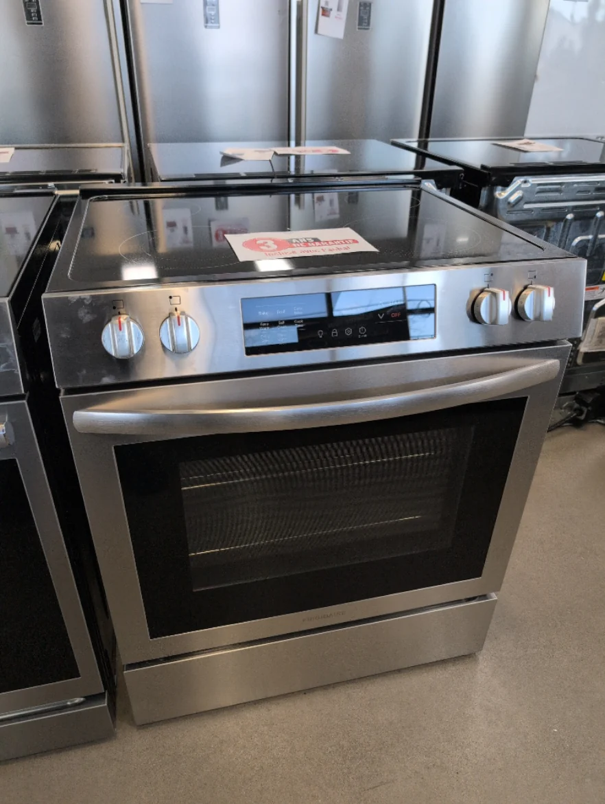FCFE308CAS - RANGES - Frigidaire - Electric - Stainless Steel - Open Box - Image 2