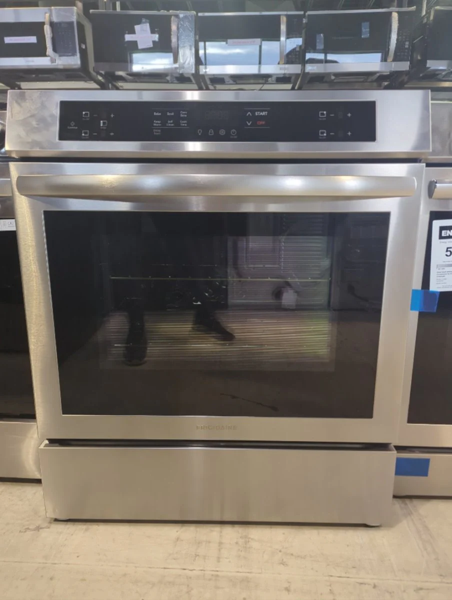 FCFI308CAS - RANGES - Frigidaire - Electric - Stainless Steel - Open Box - Image 2