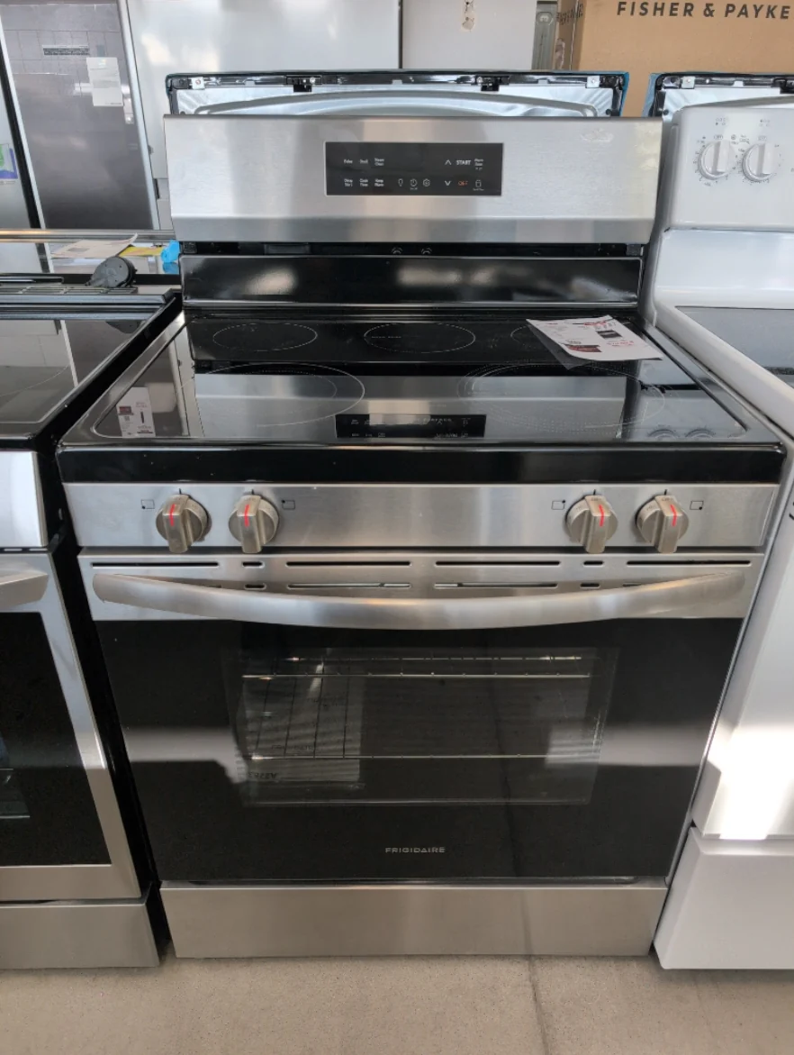 FCRE306CAS - RANGES - Frigidaire - Electric - Stainless Steel - Open Box - Image 2