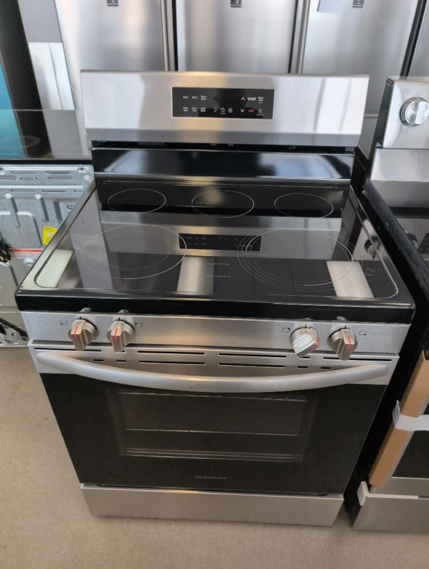 FCRE306CAS - RANGES - Frigidaire - Electric - Stainless Steel - Open Box - Image 2