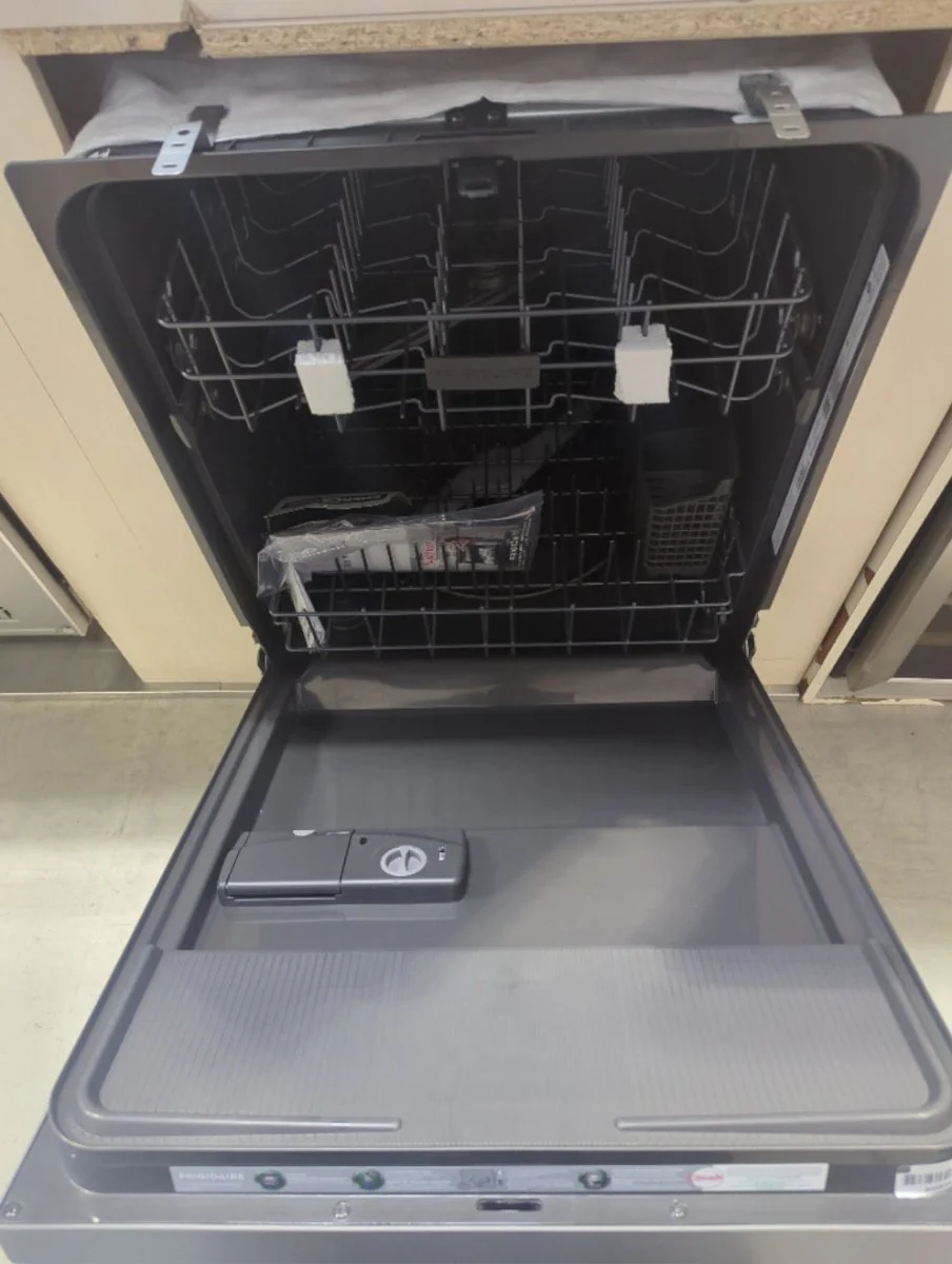 FDPC4314AS - DISHWASHERS - Frigidaire - Front Controls Single Drawer - Stainless Steel - Open Box - Image 3