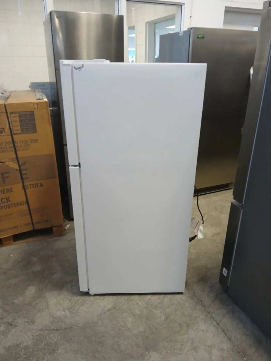 FFET1222UW - REFRIGERATORS - Frigidaire - Top Freezer - White - Open Box - Image 4