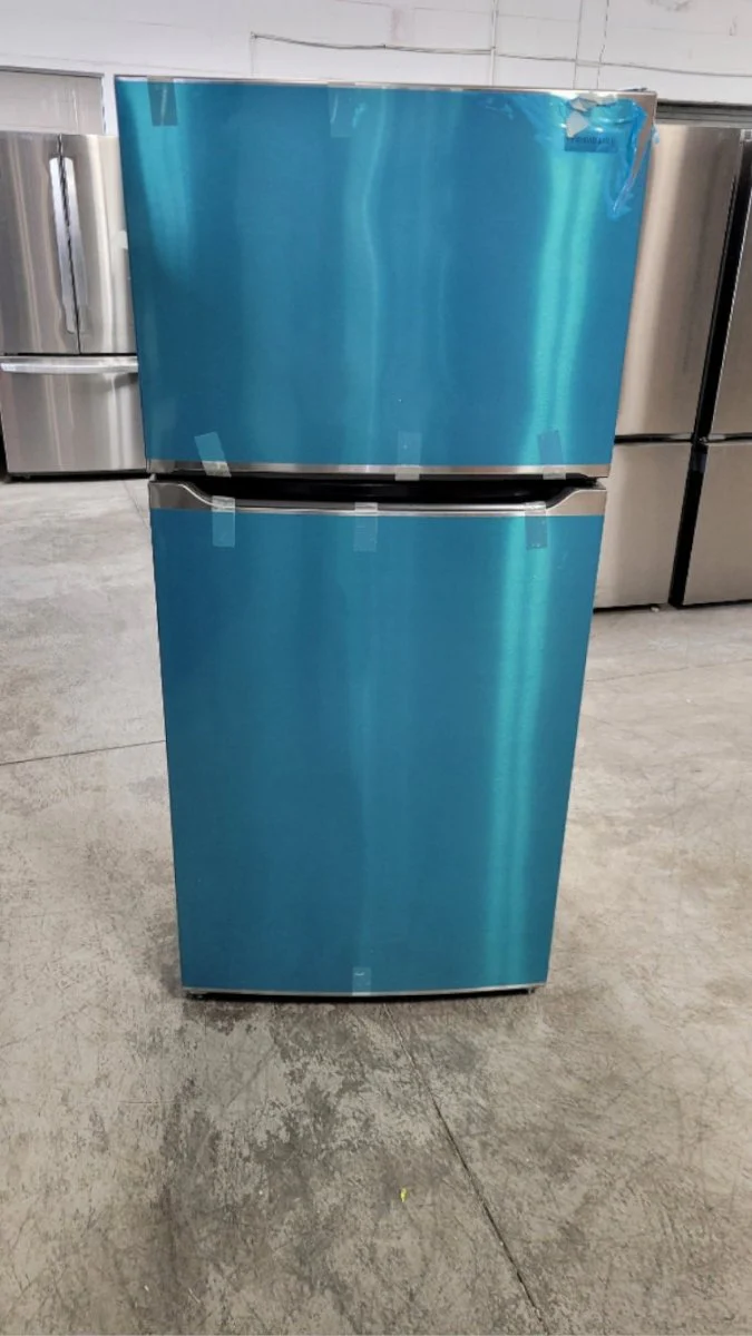 FFHT1835VS - REFRIGERATORS - Frigidaire - Top Freezer - Stainless Steel - Open Box - Image 2
