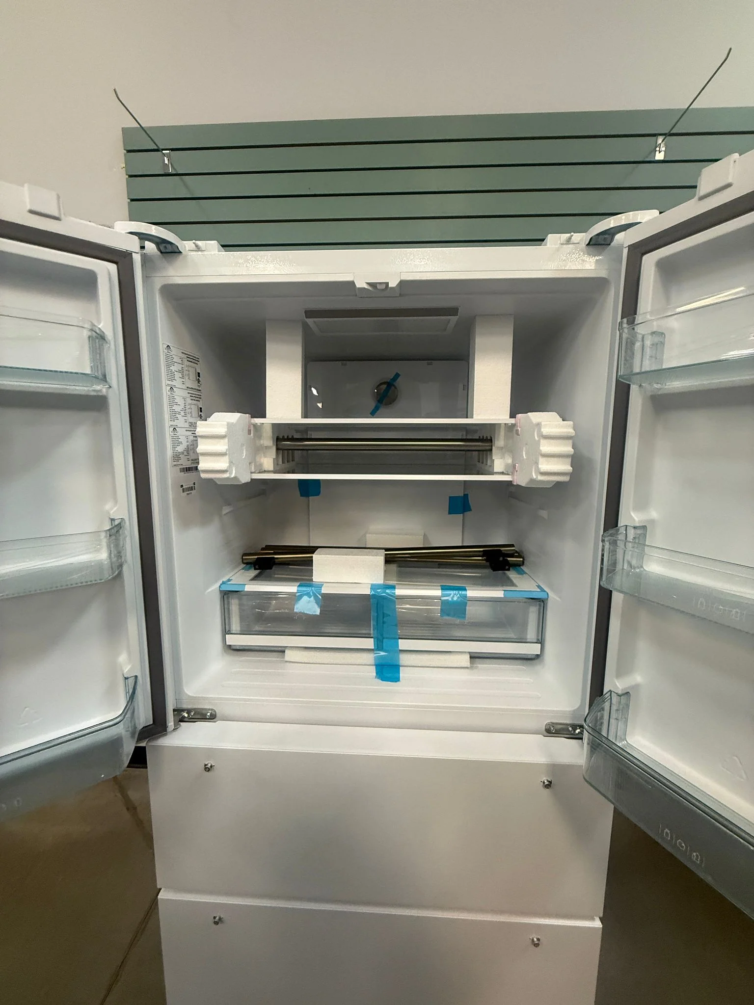 FFRBI1820-36W - REFRIGERATORS - Forno - French 4-Door - White - Open Box - Image 7