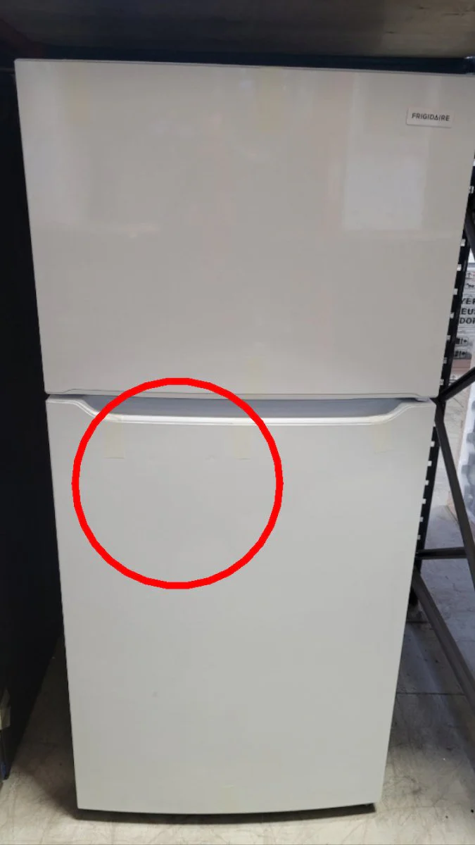 FFTR1835VW - REFRIGERATORS - Frigidaire - Top Freezer - White - Open Box - Image 3