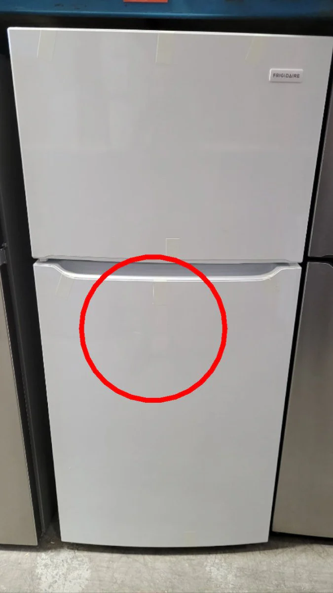 FFTR1835VW - REFRIGERATORS - Frigidaire - Top Freezer - White - Open Box - Image 3