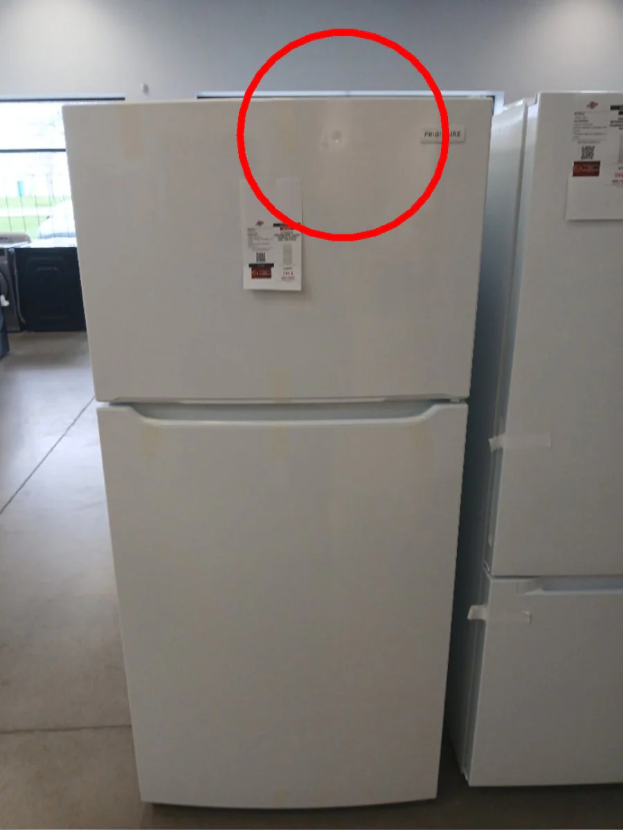 FFTR1835VW - REFRIGERATORS - Frigidaire - Top Freezer - White - Open Box - Image 3