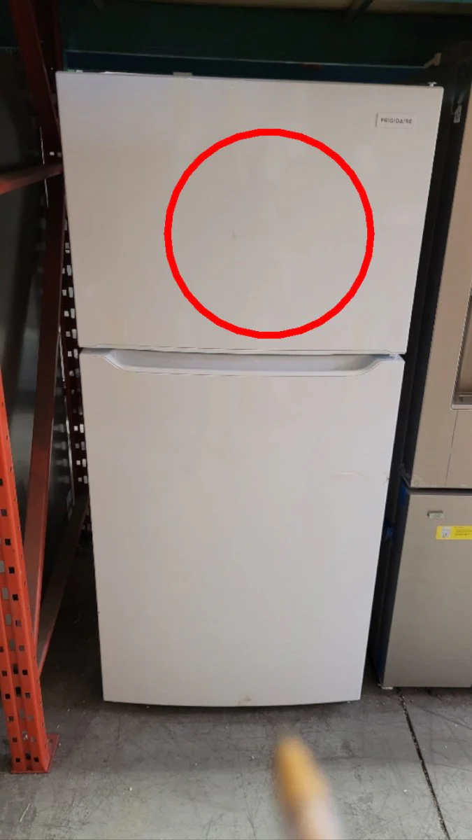 FFTR1835VW - REFRIGERATORS - Frigidaire - Top Freezer - White - Open Box - Image 3
