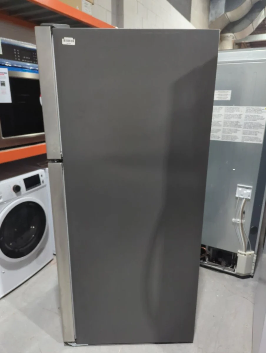 FFTR2045VS - REFRIGERATORS - Frigidaire - Top Freezer - Stainless Steel - Open Box - Image 4