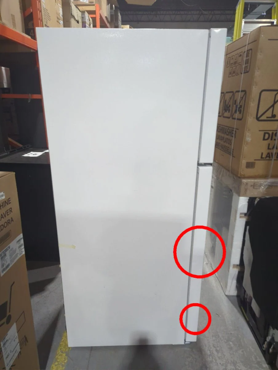 FFTR2045VW - REFRIGERATORS - Frigidaire - Top Freezer - White - Open Box - Image 4