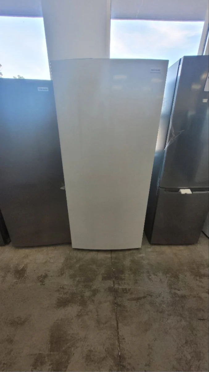 FFUE2022AW - FREEZERS - Frigidaire - White - Open Box - Image 2