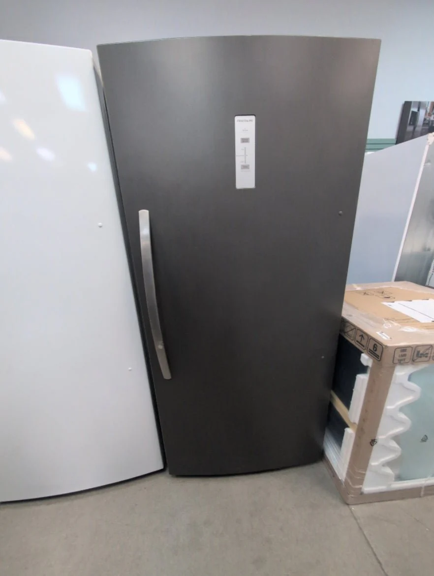 FFUE2024AN - FREEZERS - Frigidaire - Carbon - Open Box - Image 3