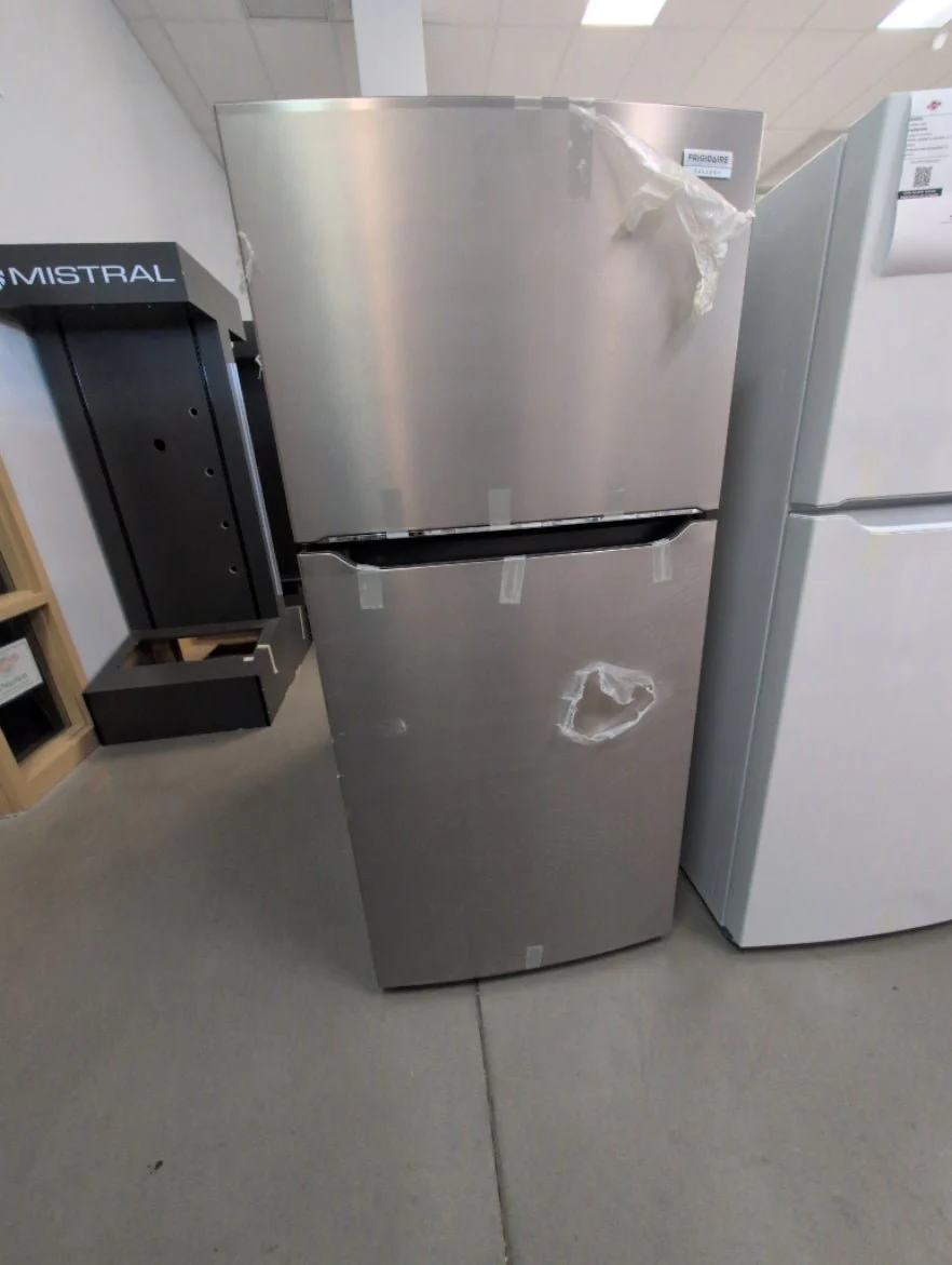 FGHT2055VF - REFRIGERATORS - Frigidaire Gallery - Top Freezer - Stainless Steel - Open Box - Image 2