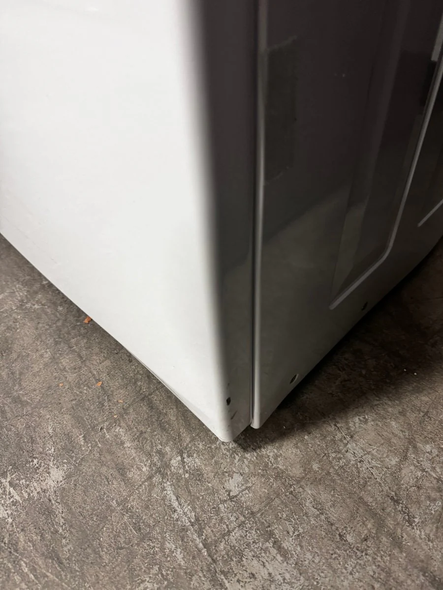 FLCE752CAW - LAUNDRY CENTERS - Frigidaire - Stacked Washer/Dryer - Electric - White - Open Box - Image 3