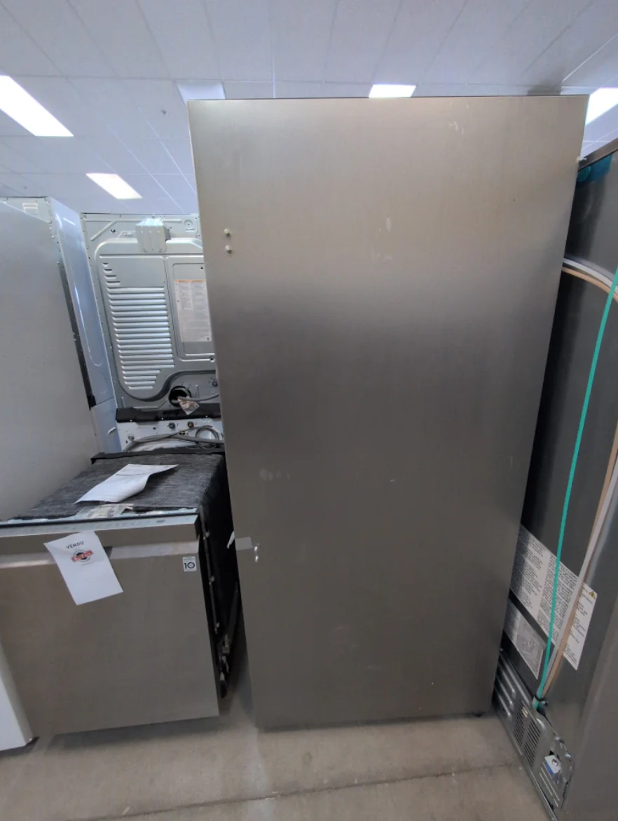 FPRU19F8WF - REFRIGERATORS - Frigidaire Professional - All Refrigerator - Stainless Steel - Open Box - Image 3