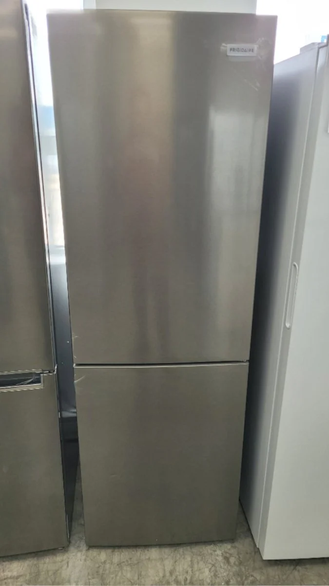 FRBG1224AV - REFRIGERATORS - Frigidaire - Bottom Freezer - Brushed Steel - Open Box - Image 2