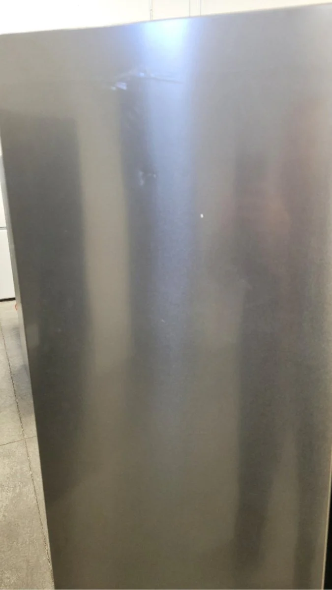 FRQG1721AV - REFRIGERATORS - Frigidaire - French 4-Door - Stainless Steel - Open Box - Image 3