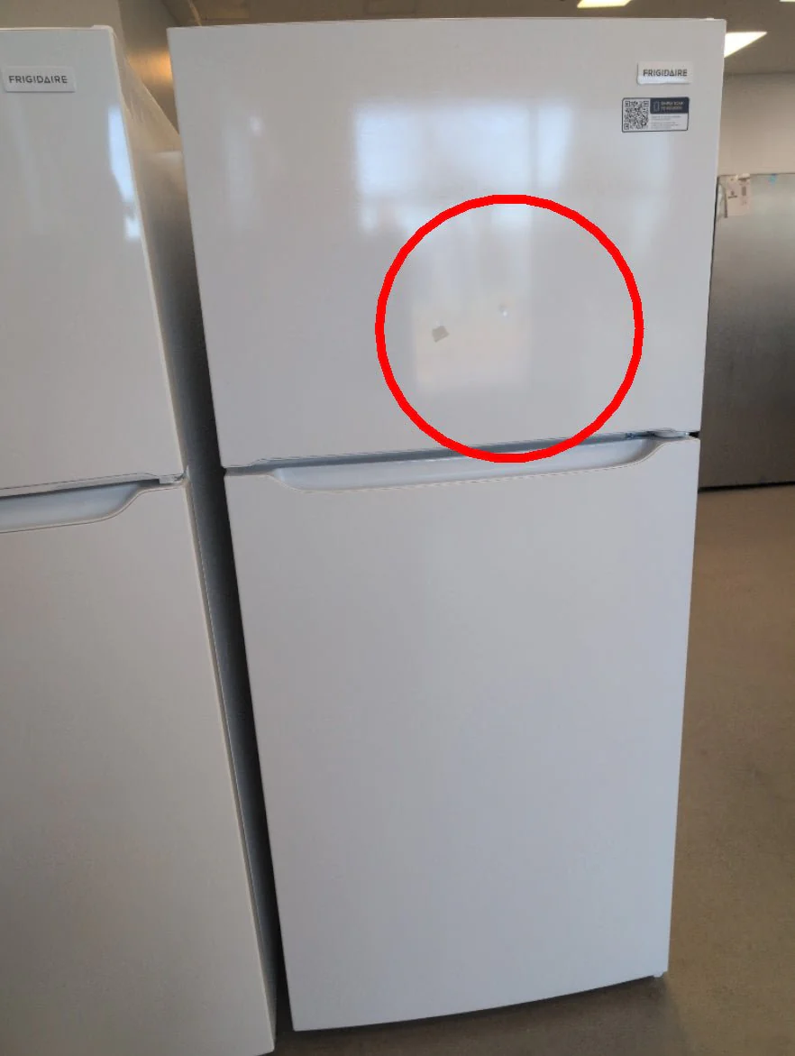 FRTE1835AW - REFRIGERATORS - Frigidaire - Top Freezer - White - Open Box - Image 3