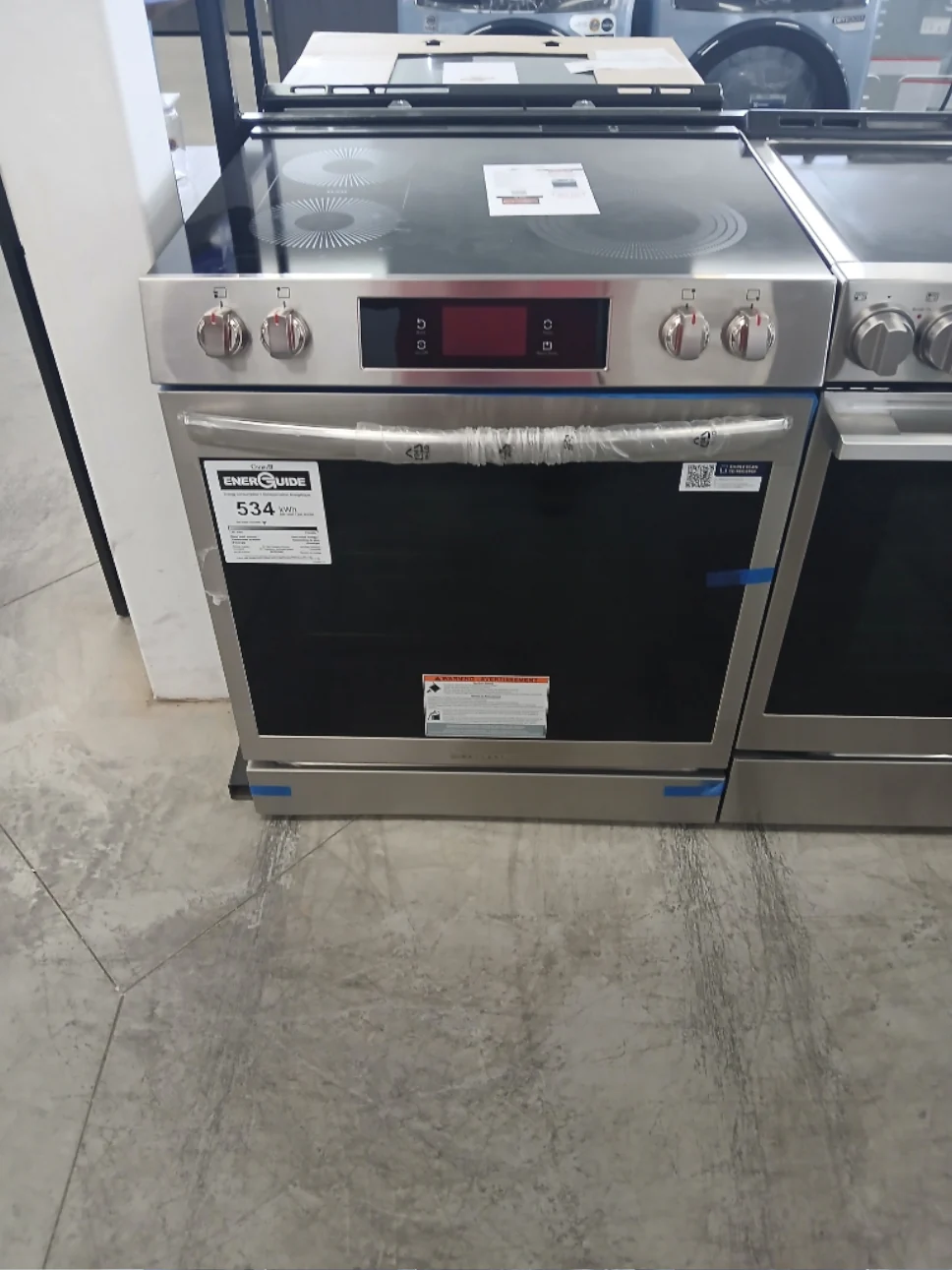GCFE306CBF - RANGES - Frigidaire Gallery - Electric - Stainless Steel - Open Box - Image 2