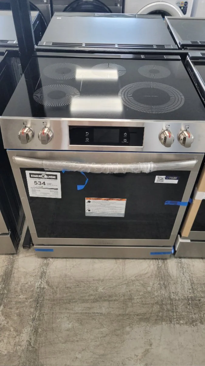 GCFE306CBF - RANGES - Frigidaire Gallery - Electric - Stainless Steel - Open Box - Image 2