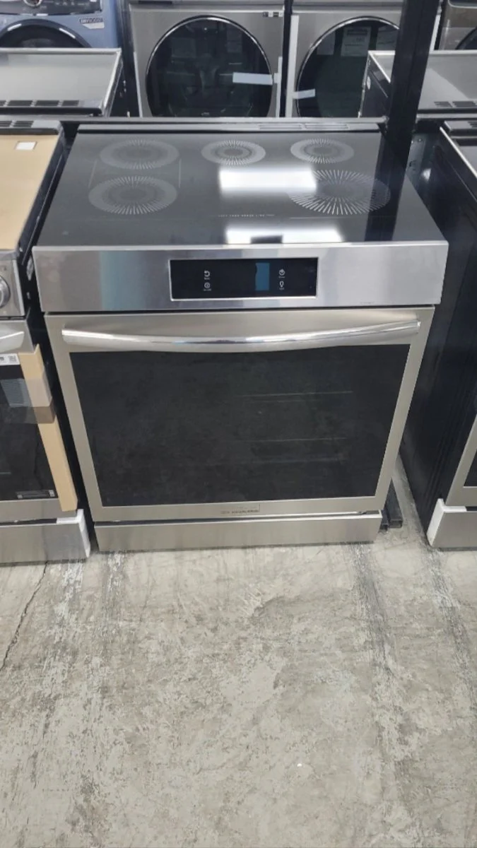 GCFI306CBF - RANGES - Frigidaire Gallery - Electric - Stainless Steel - Open Box - Image 2