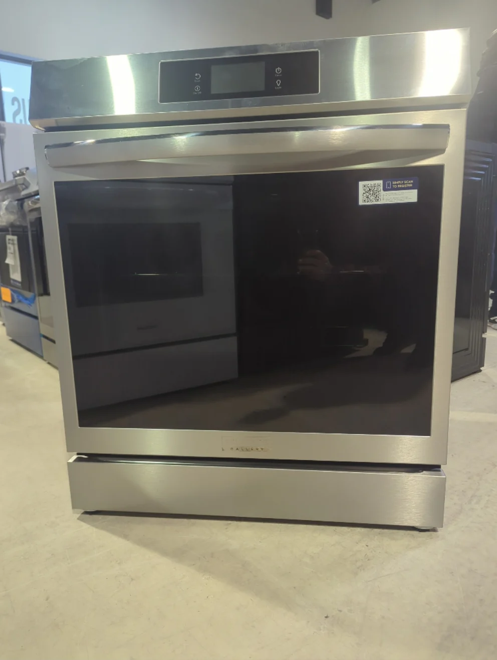 GCFI306CBF - RANGES - Frigidaire Gallery - Electric - Stainless Steel - Open Box - Image 2