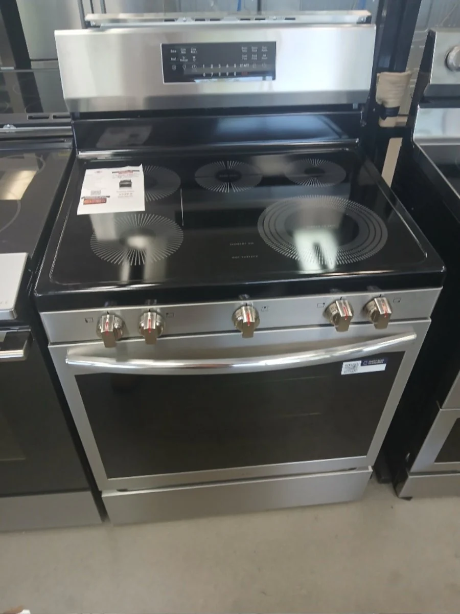 GCRE306CBF - RANGES - Frigidaire Gallery - Electric - Stainless Steel - Open Box - Image 2