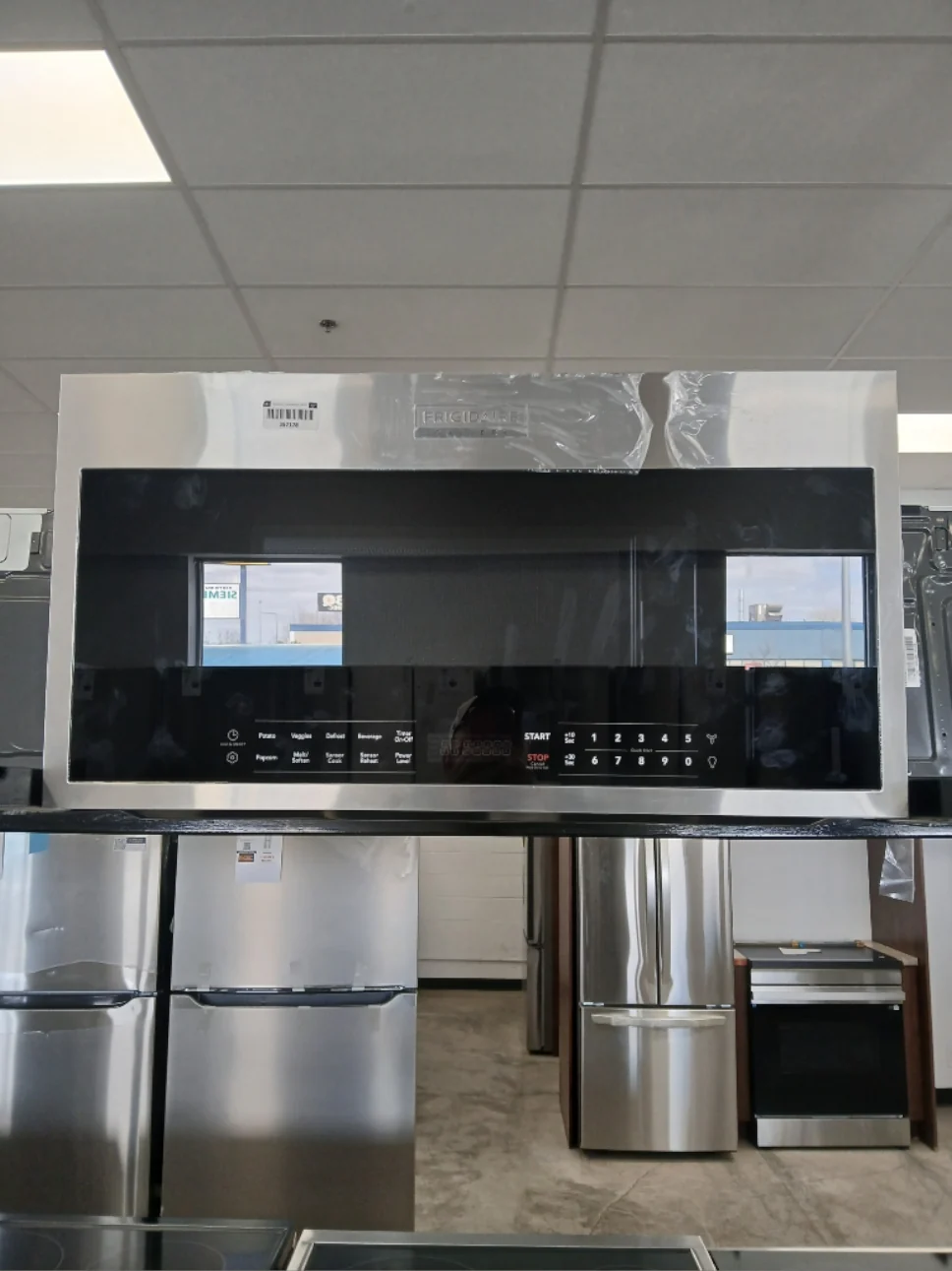 GMOS1964AF - MICROWAVES OVENS - Frigidaire Gallery - Over-The-Range - Stainless Steel - Open Box - Image 2