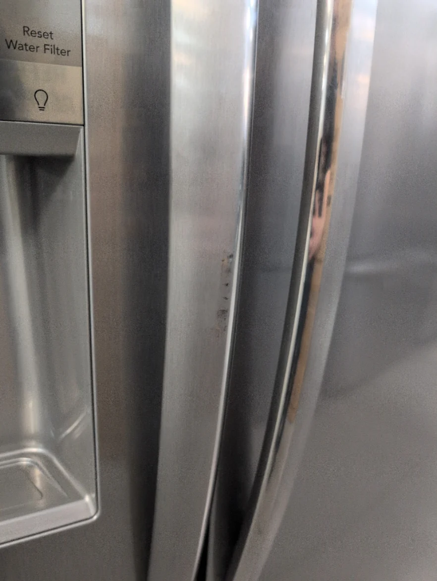 GRSC2352AF - REFRIGERATORS - Frigidaire Gallery - Side by Side - Stainless Steel - Open Box - Image 2