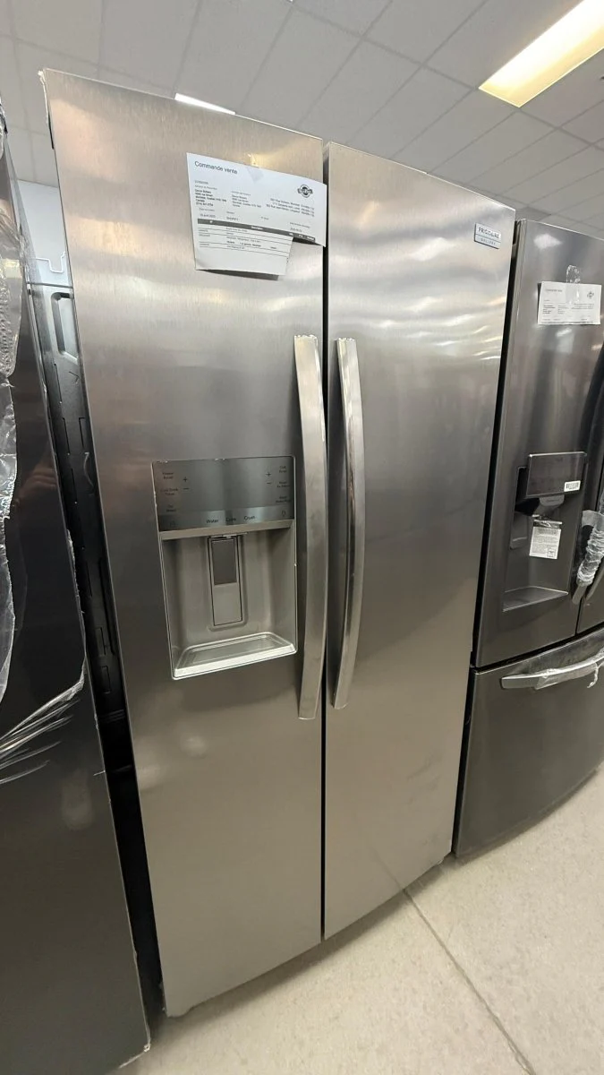 GRSS2352AF - REFRIGERATORS - Frigidaire Gallery - Side by Side - Stainless Steel - Open Box - Image 2
