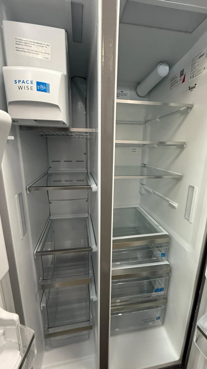 GRSS2352AF - REFRIGERATORS - Frigidaire Gallery - Side by Side - Stainless Steel - Open Box - Image 3