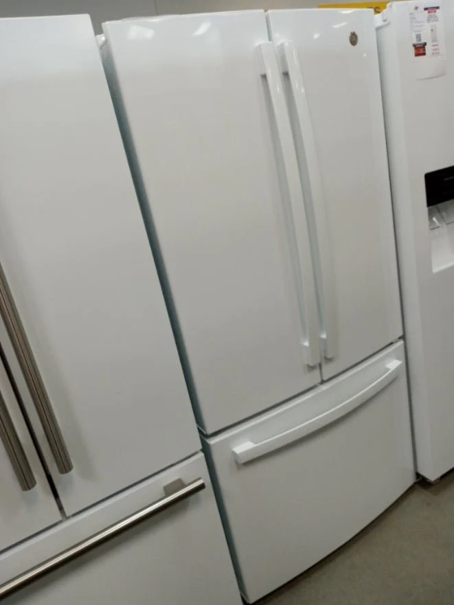 GWE19JGLWW - REFRIGERATORS - GE - French 3-Door - White - Open Box - Image 3