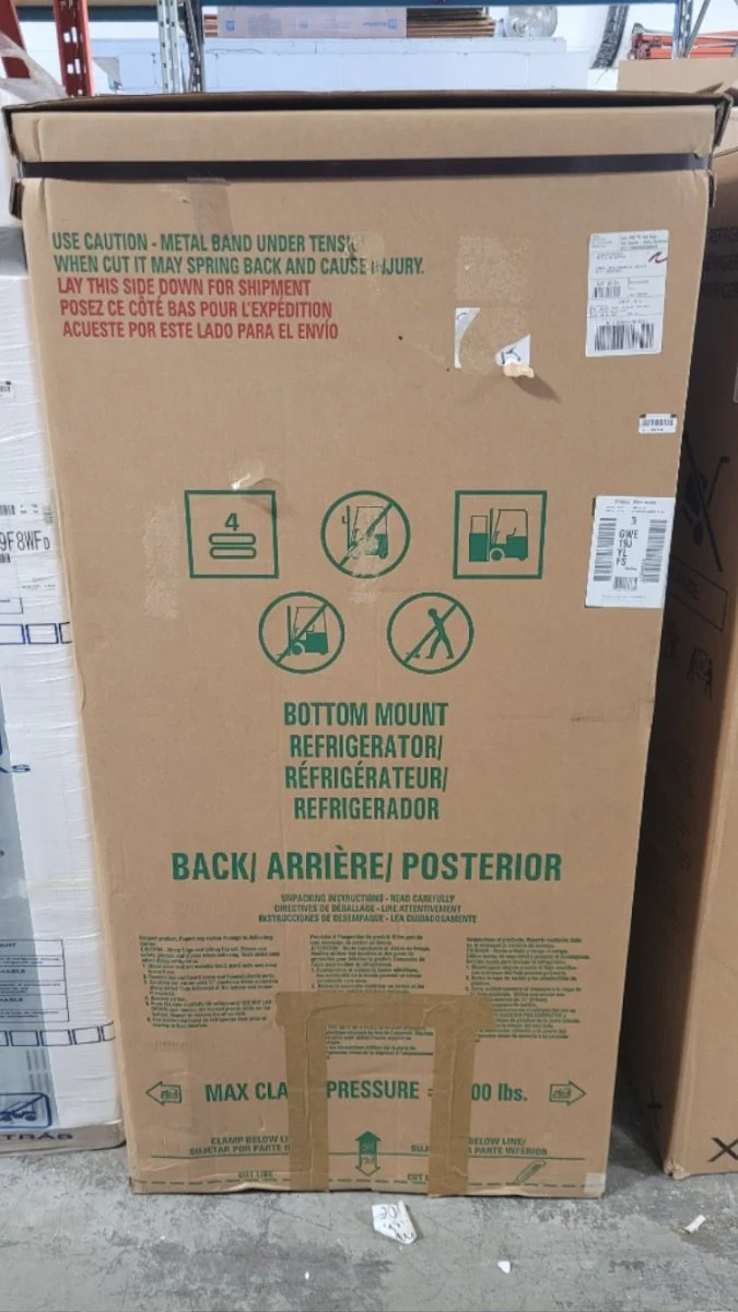 GWE19JYLFS - REFRIGERATORS - GE - French 3-Door - Stainless Steel - Open Box - Image 2