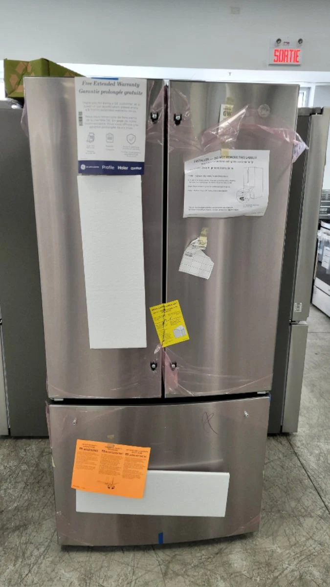 GWE19OYLFS - REFRIGERATORS - GE - French 3-Door - Stainless Steel - Open Box - Image 2