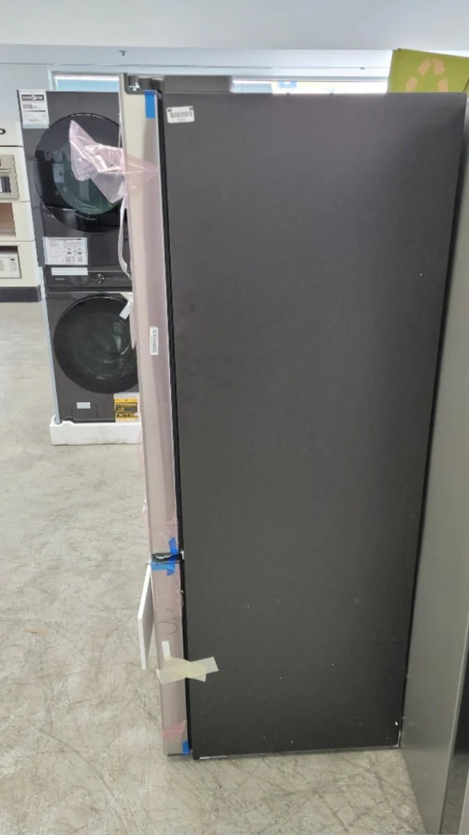 GWE19OYLFS - REFRIGERATORS - GE - French 3-Door - Stainless Steel - Open Box - Image 3