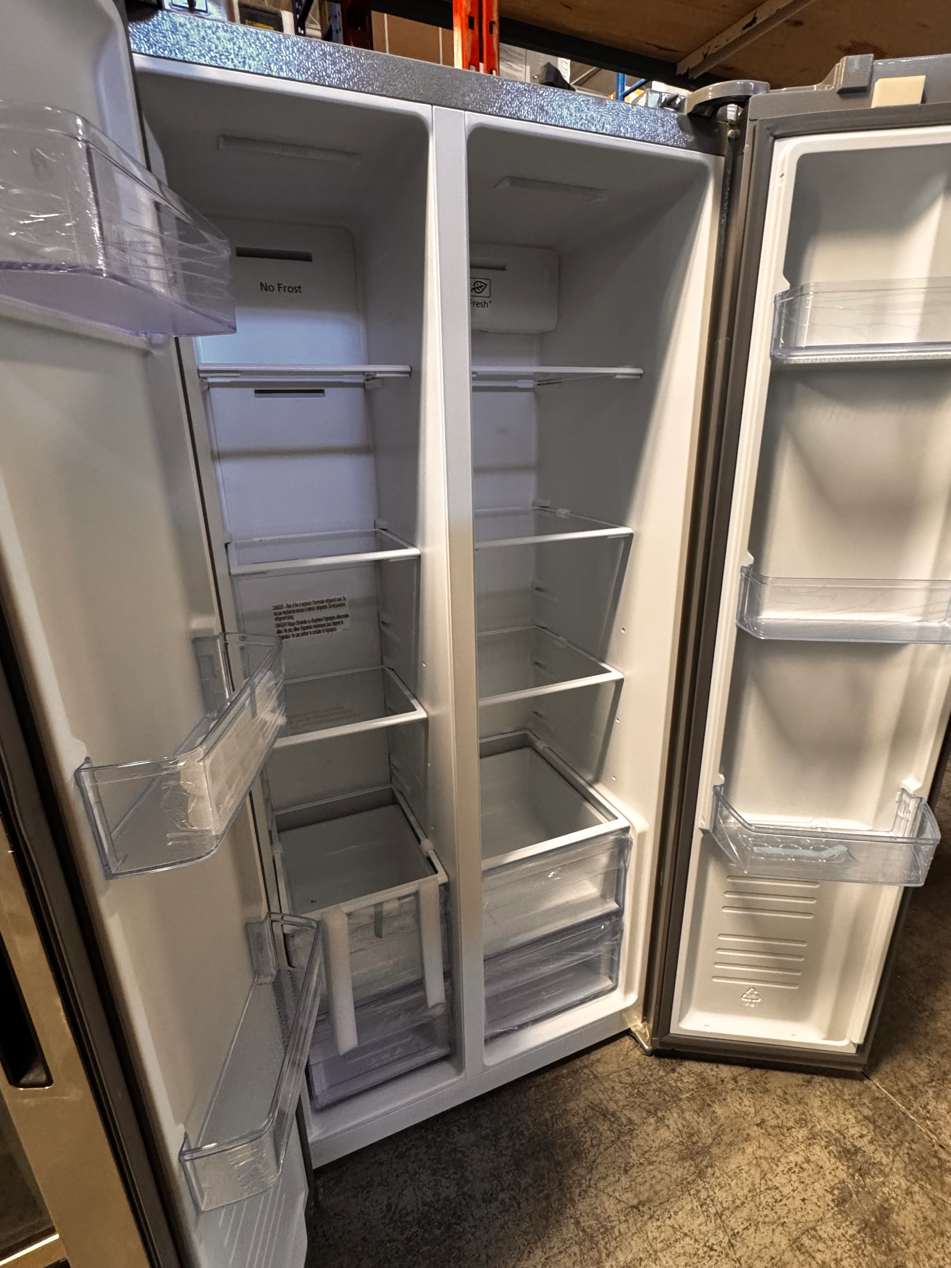 HBF1558 - REFRIGERATORS - Hamilton Beach - Side by side - Stainless Steel - Open Box - Image 4