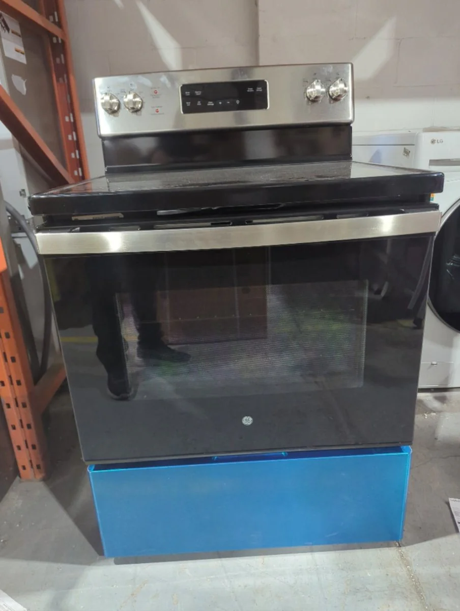 JCB630SVSS - RANGES - GE - Electric - Stainless Steel - Open Box - Image 2