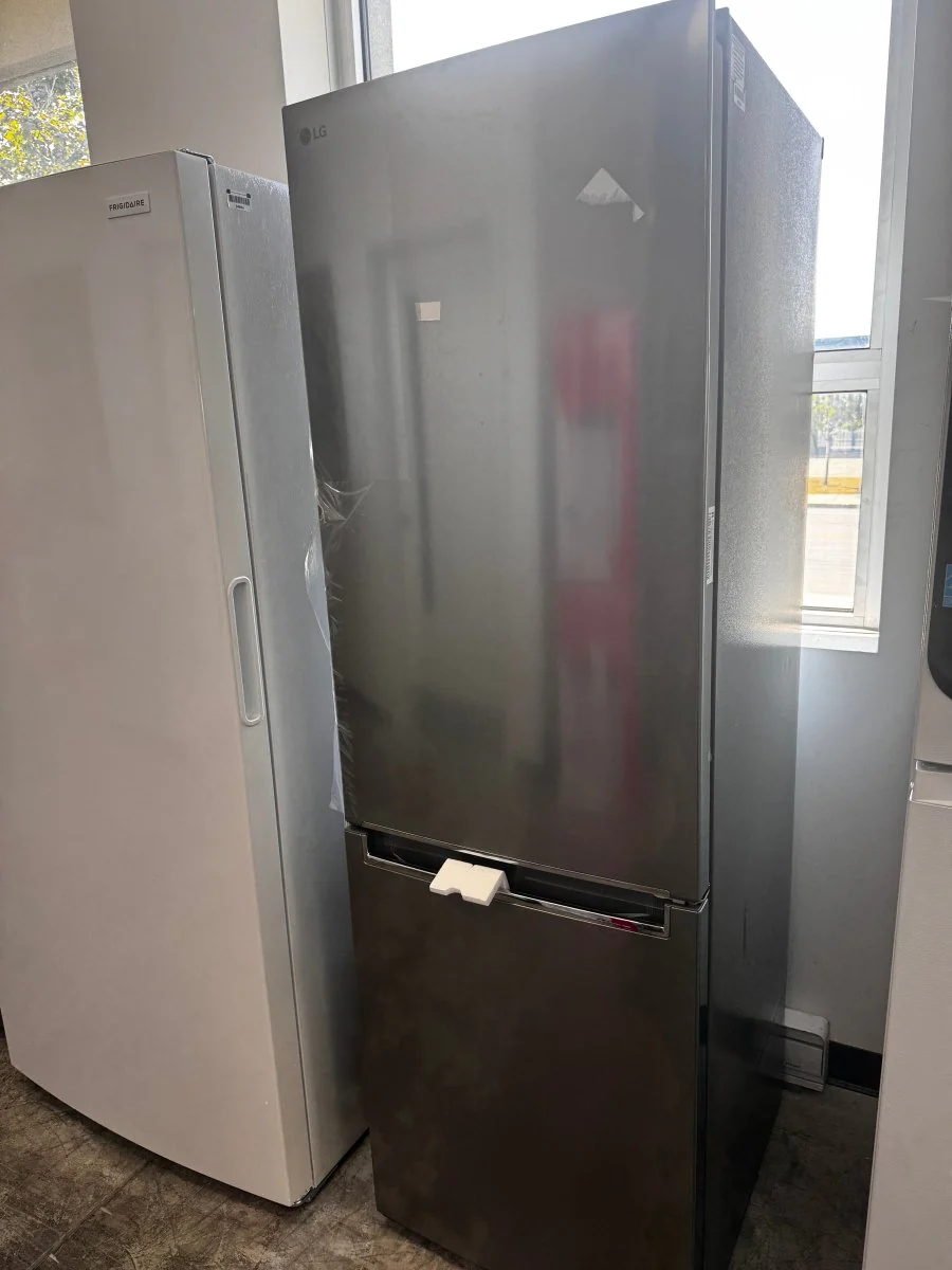 LBNC12231V - REFRIGERATORS - LG - Bottom Freezer - Silver - Open Box - Image 3
