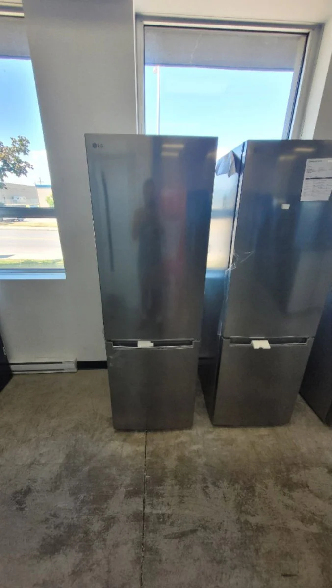 LBNC12231V - REFRIGERATORS - LG - Bottom Freezer - Silver - Open Box - Image 2