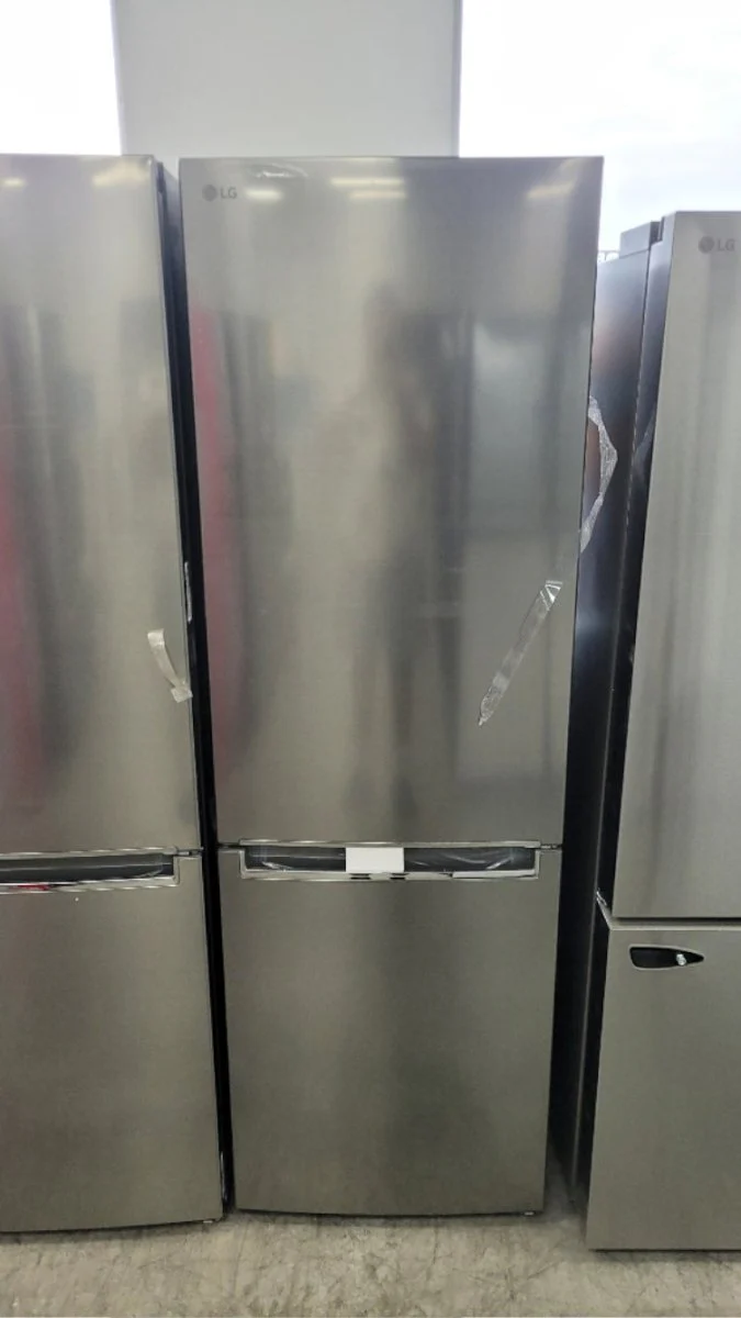 LBNC12231V - REFRIGERATORS - LG - Bottom Freezer - Silver - Open Box - Image 2