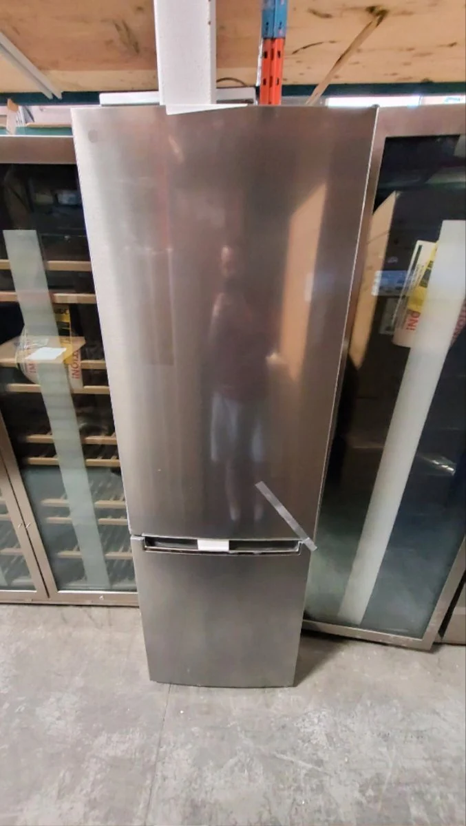 LBNC12231V - REFRIGERATORS - LG - Bottom Freezer - Silver - Open Box - Image 2